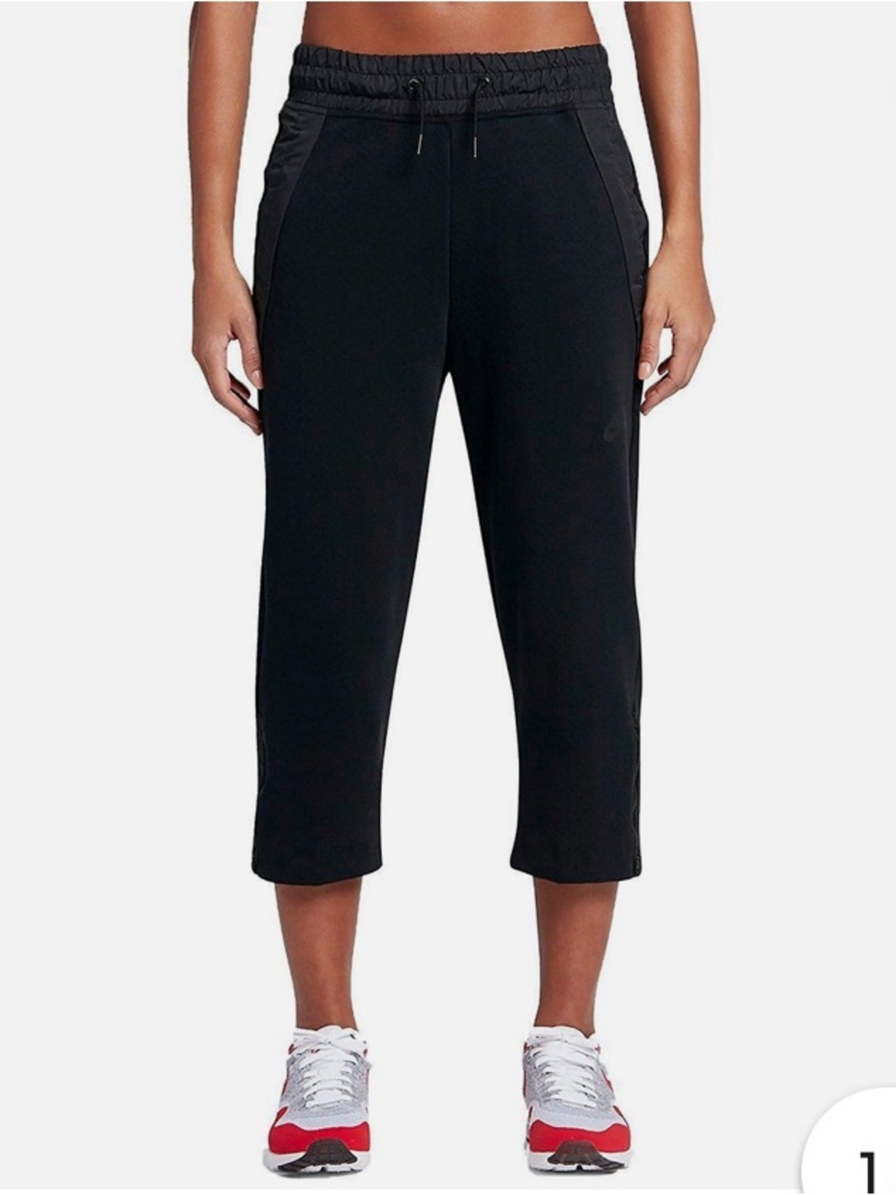 NWOT Nike Tech Fleece women's sneaker Sweatpants with Zipper Cuffs
